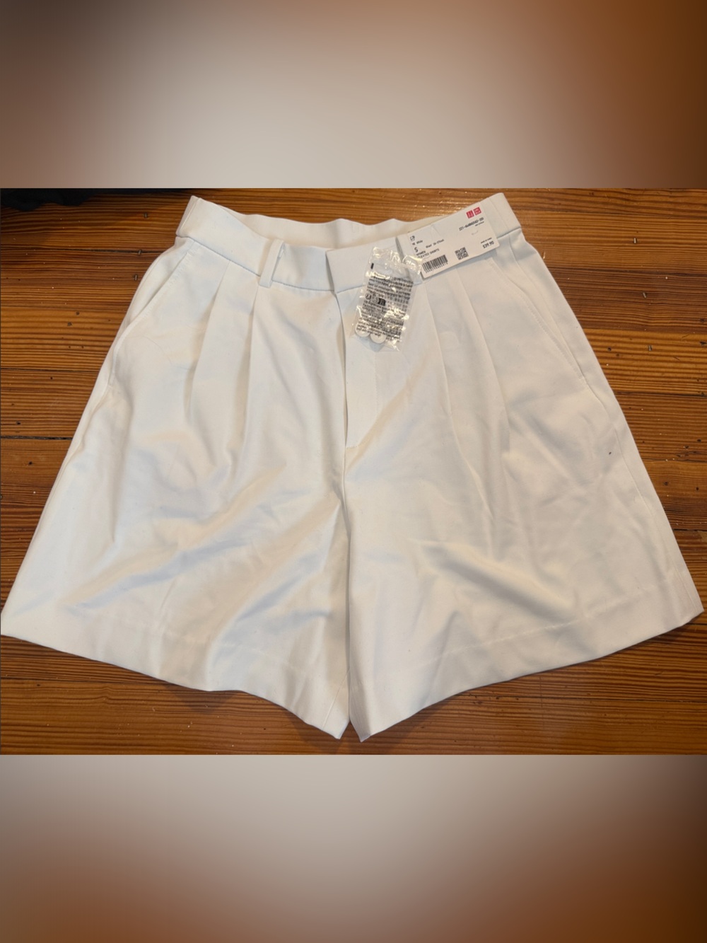 Uniqlo Pleated Shorts size S